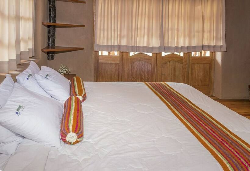اتاق لوکس با تخت بزرگ, Inkasaire Lodge
