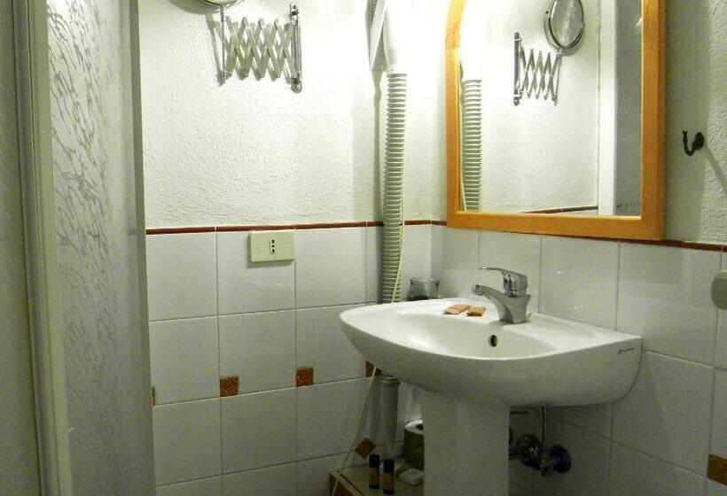 Апартаменты 1 Спальня с Видом, Guest House Il Borgo Di Sempronio