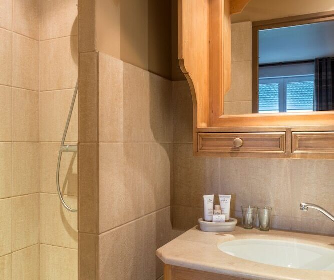 Номер Клуб, Hôtel Spa Vent D Ouest