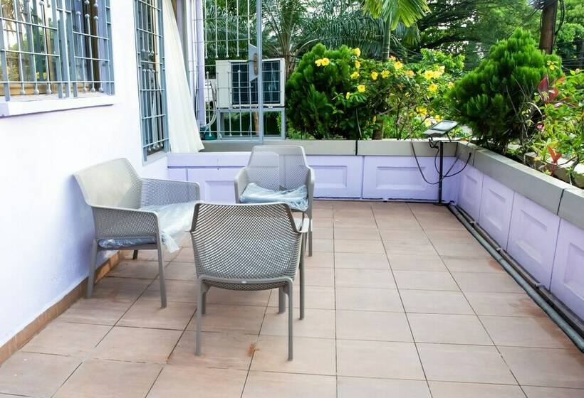 استودیو کامفورت, Loumia Premium Residency