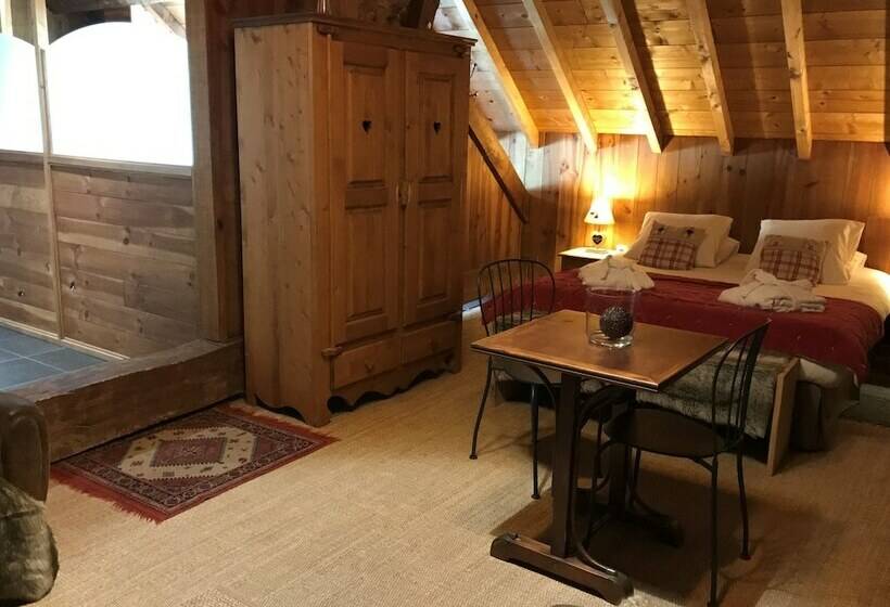 سوییت خانوادگی, Chambres D Hôtes   La Clé Des Bois