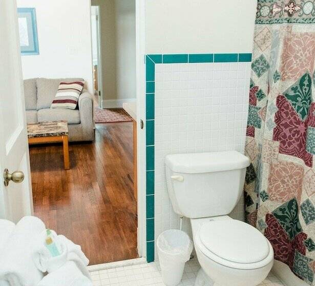 Люкс Повышенной Комфортности, Capernaum Lakeside Lodge