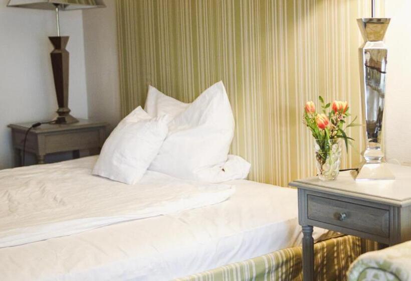 Номер Комфорт, Landhotel Waldhaus