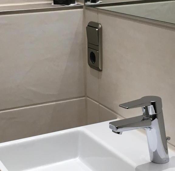 Номер Стандарт, Parkhotel Leiser