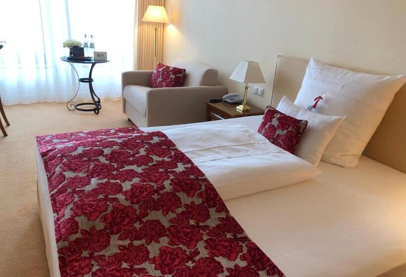 标准三人间, Altstadthotel Messerschmitt