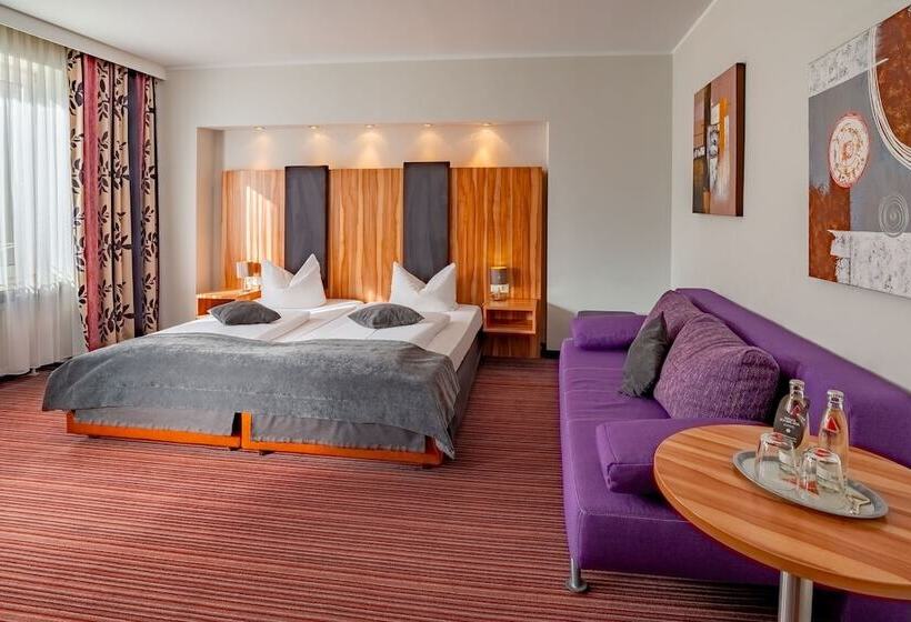 Номер Стандарт Трехместный, Arthotel Ana Style Augsburg