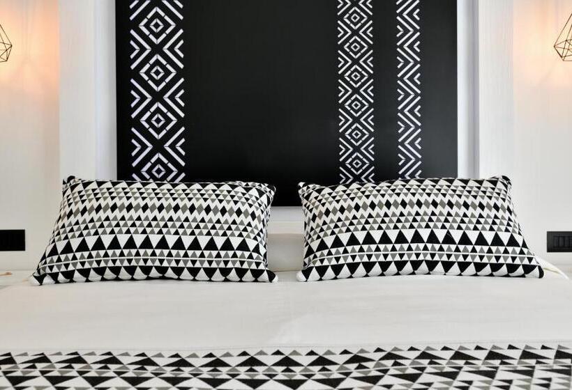 اتاق سوپریور با تخت بزرگ, Cara A Bentu   Charming Rooms
