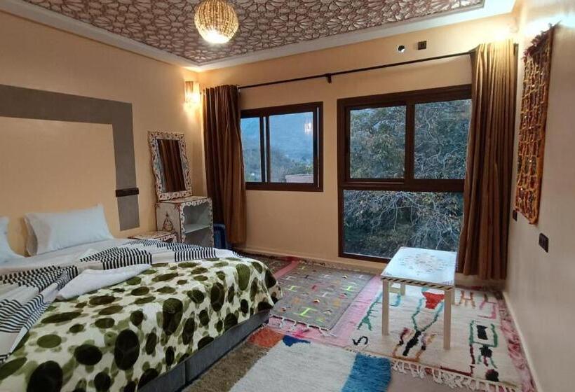Полулюкс Вид на Горы, Riad Otos Views