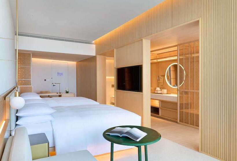 Номер Deluxe с Балконом, The Taikang Sanya, A Tribute Portfolio Resort