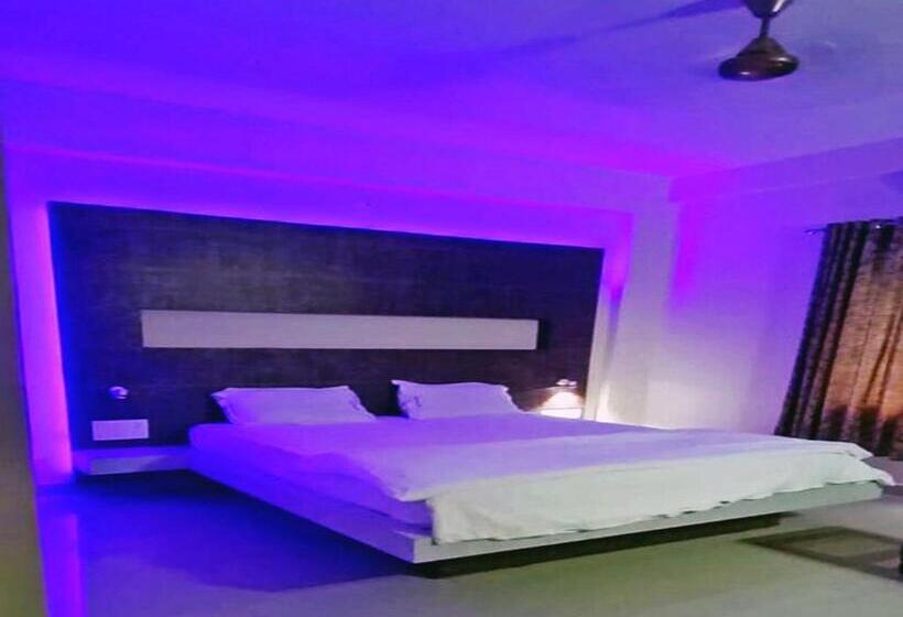 Номер Economy, Staymaker Shubhodaya Lodge