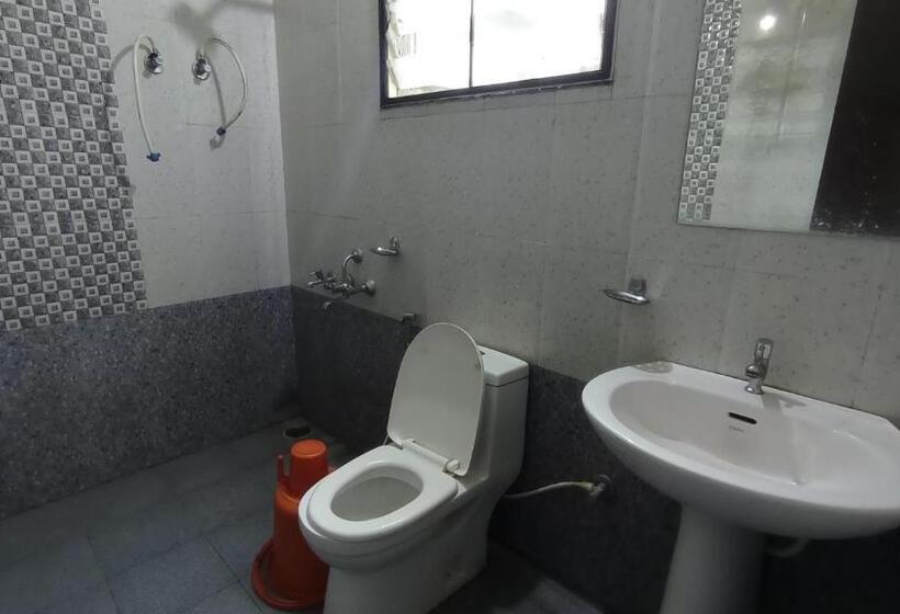 Номер Economy, Staymaker Shubhodaya Lodge