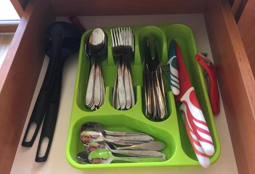 豪华工作室, къща за гости каланджа 2
