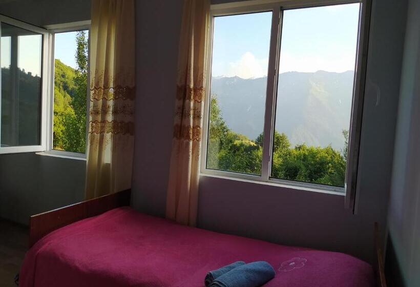 اتاق استاندارد, Gujejiani Guest House
