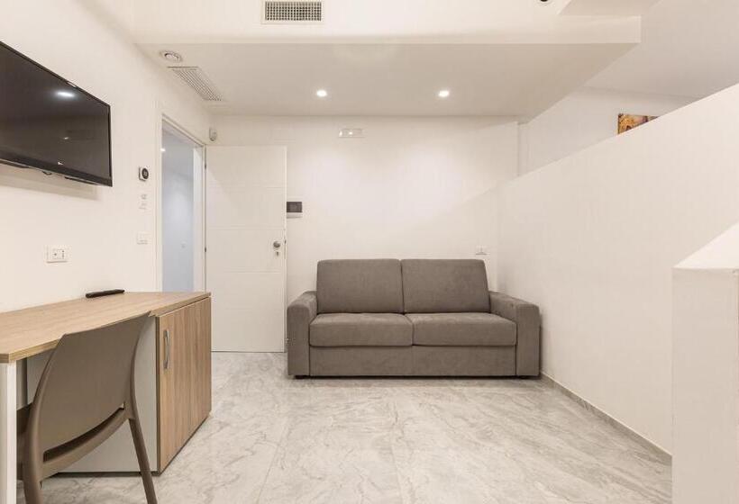 Quarto Quádruplo Estandar, Krono Relais