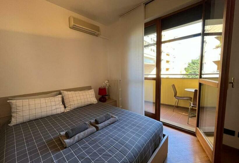 اتاق استاندارد, Bedandbreakfast Eni Torri Lombarde San Donato Bbqueen