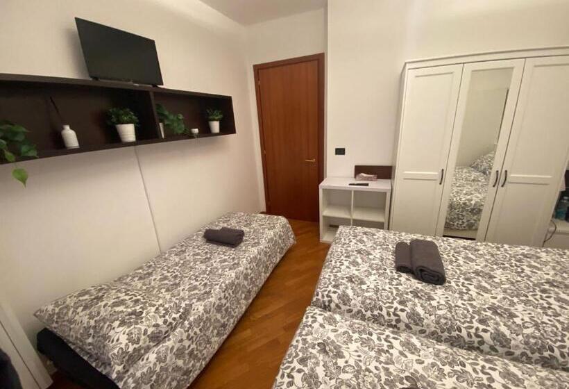 اتاق استاندارد با تراس, Bedandbreakfast Eni Torri Lombarde San Donato Bbqueen