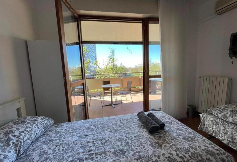 اتاق استاندارد با تراس, Bedandbreakfast Eni Torri Lombarde San Donato Bbqueen