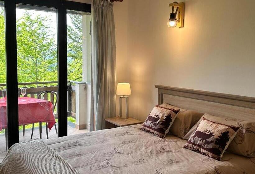 Четырехместный Номер Стандарт с Балконом, Residenza Riva Wellness Apartment Spa