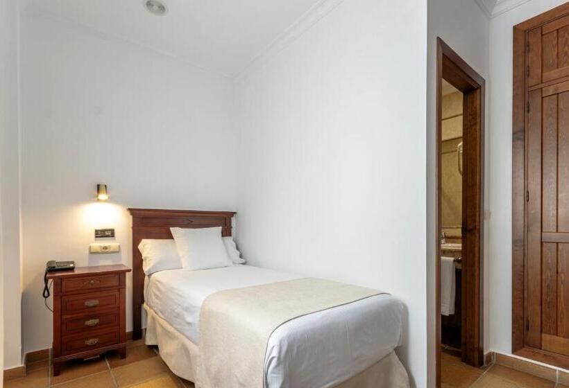 اتاق استاندارد یک نفره, Hostal La Muralla