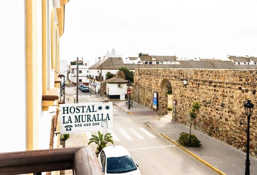 اتاق استاندارد سه نفره, Hostal La Muralla