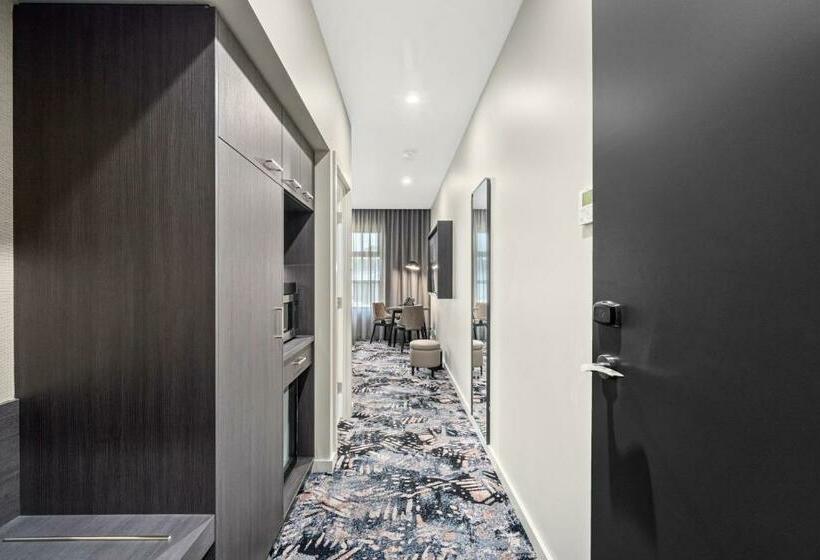 带大床的复式套间, Mercure Pakenham