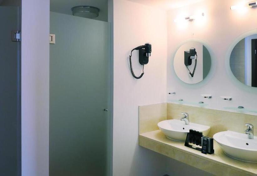 Habitación Premium, Melia Dunas Beach Resort & Spa   All Inclusive