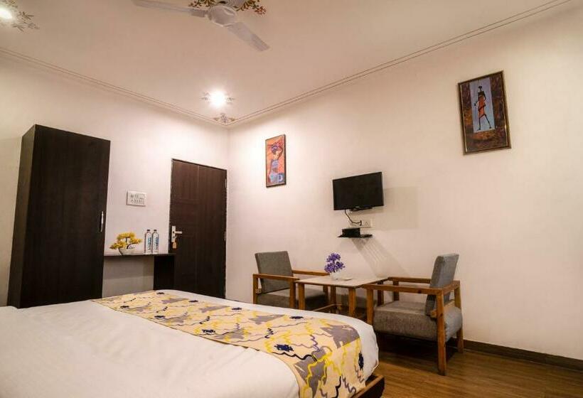 デラックスルーム, Tripli Hotels Arunoday Palace
