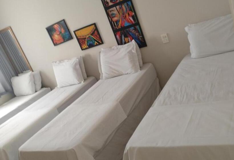 Quarto Familiar, Acomodações Anfitriã