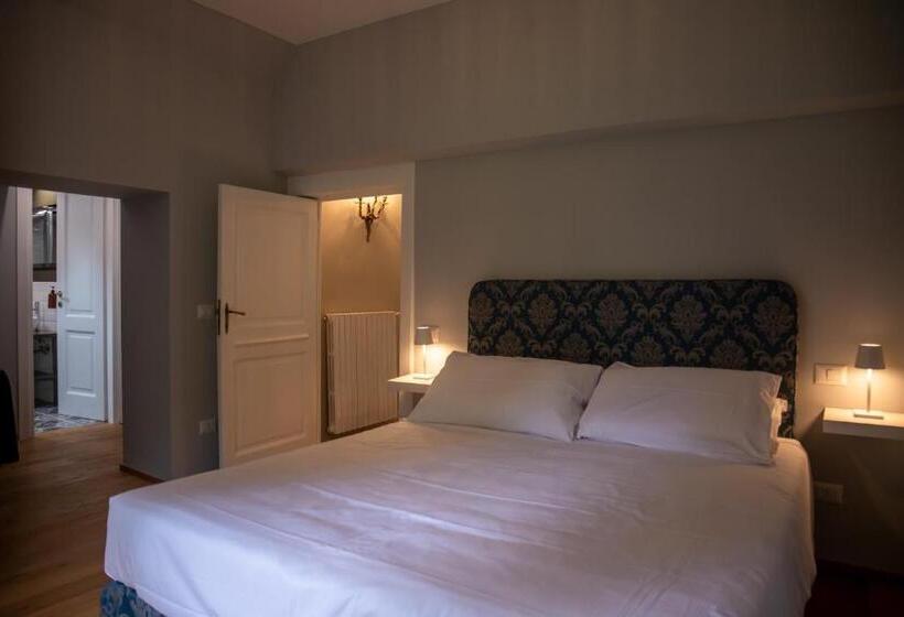 Quarto Estandar, Ca Meison