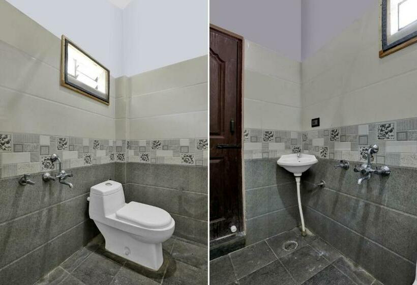 اتاق کلاسیک سه تخته, Flagship 93452 The Runway Inn Resort
