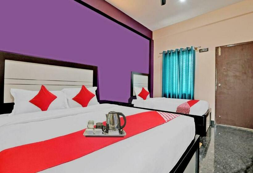 اتاق کلاسیک سه تخته, Flagship 93452 The Runway Inn Resort