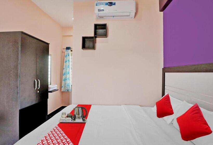 اتاق کلاسیک سه تخته, Flagship 93452 The Runway Inn Resort