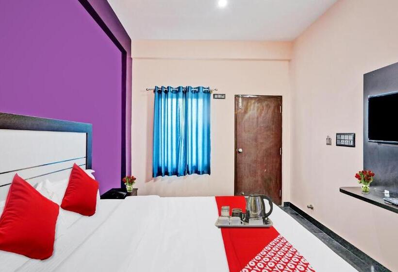اتاق کلاسیک سه تخته, Flagship 93452 The Runway Inn Resort