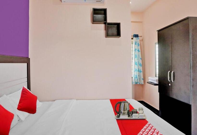 اتاق کلاسیک سه تخته, Flagship 93452 The Runway Inn Resort