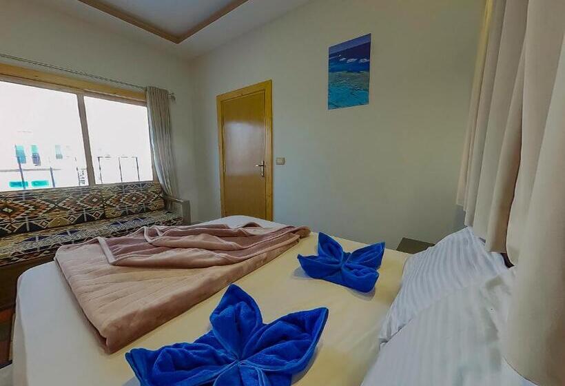 سوئیت با تخت بزرگ, Seaview Hotel Dahab