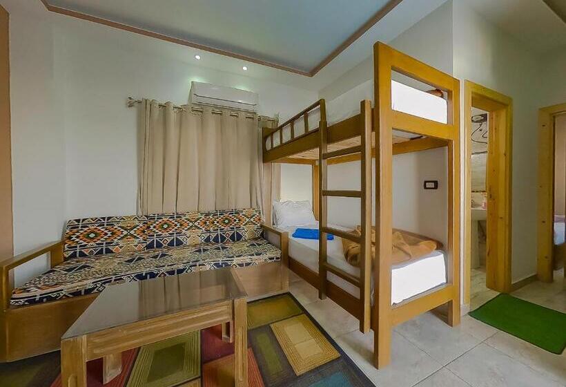 اتاق لوکس با چشم‌انداز دریا, Seaview Hotel Dahab