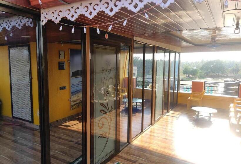 Семейный Номер Вид на Горы, Diamond Cottage