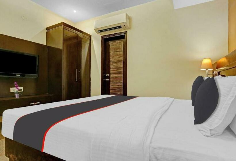 اتاق کلاسیک سه تخته, Collection O Hotel Royal Jihaan