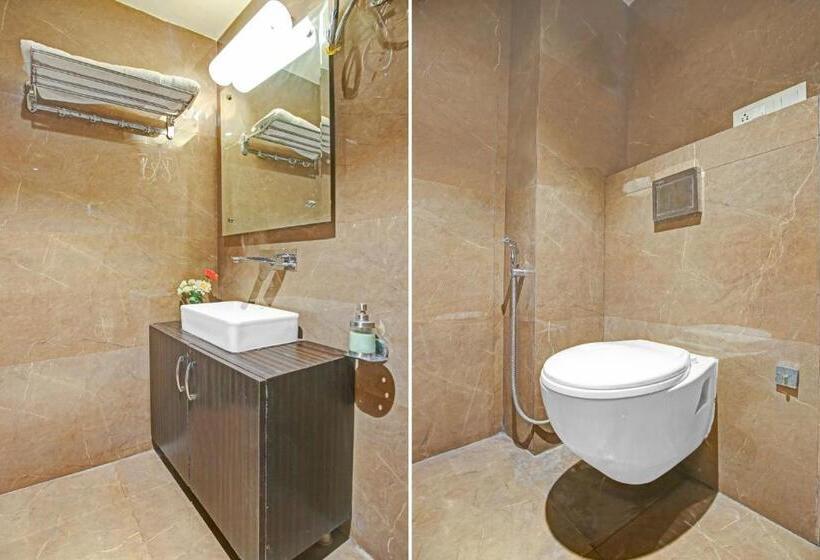 اتاق کلاسیک سه تخته, Collection O Hotel Royal Jihaan