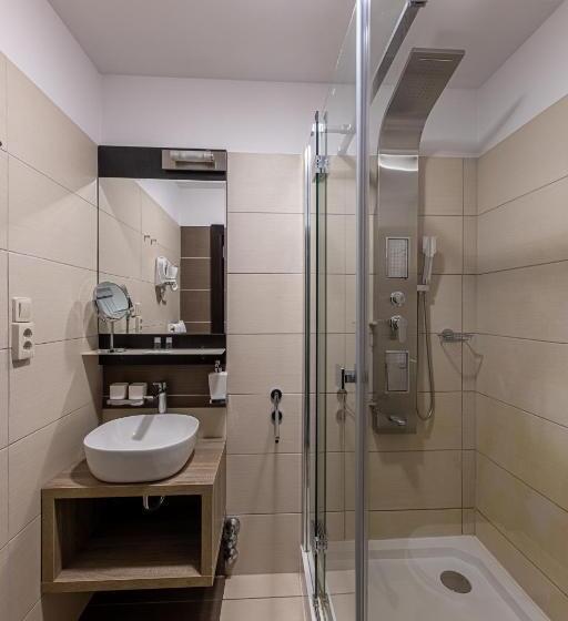 Номер Deluxe, Bazilika Alatt Panzió