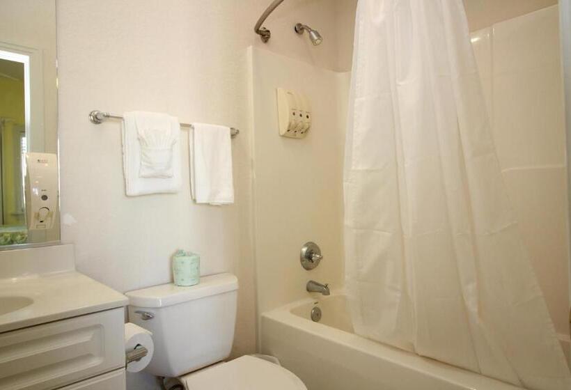 Апартаменты Deluxe 2 Спальни, Cambridge Cove At Bermuda Bay By Kees Vacations