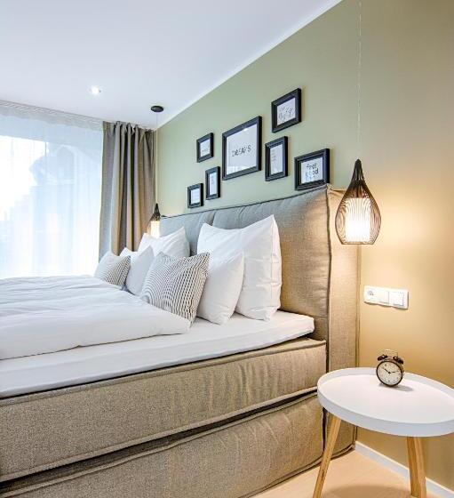 Полулюкс с Балконом, Business Hotel Maier   Kontaktloser Check In
