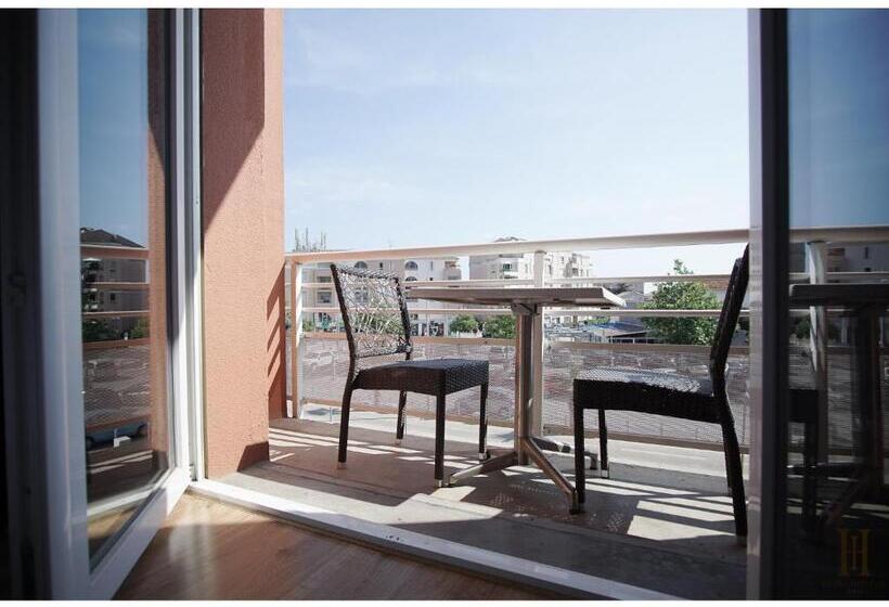 اتاق سوپریور, Cit Hotel Imperial