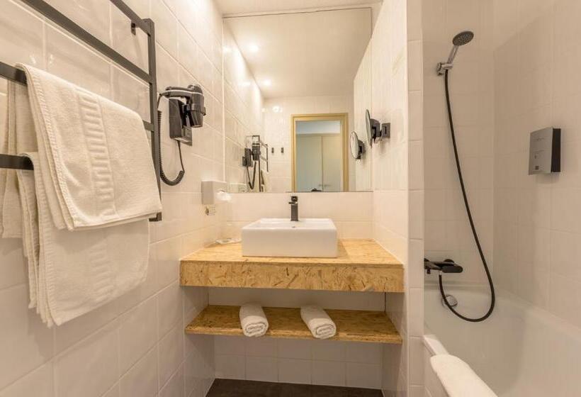 اتاق سوپریور, Cit Hotel Imperial