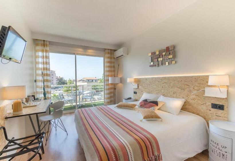 اتاق سوپریور, Cit Hotel Imperial