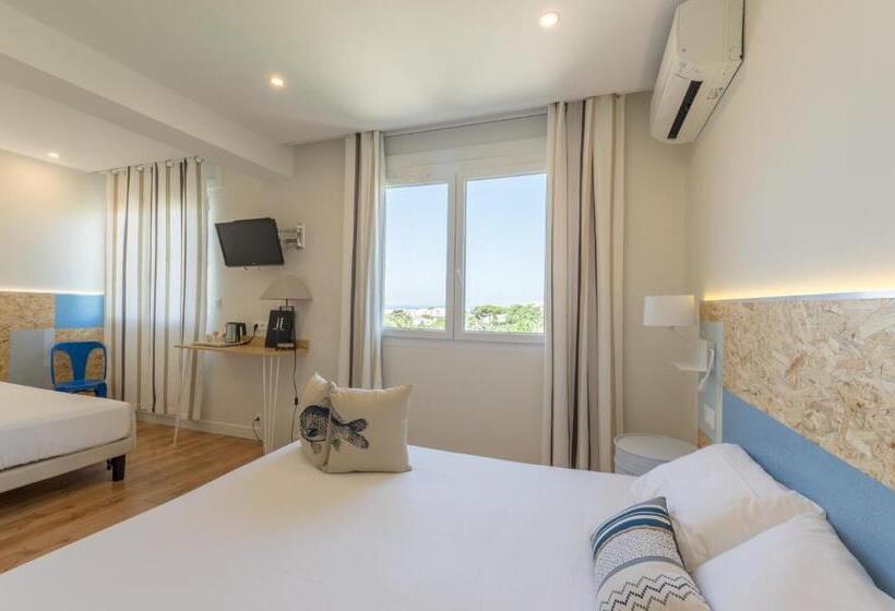 اتاق راحتی سه تخته, Cit Hotel Imperial