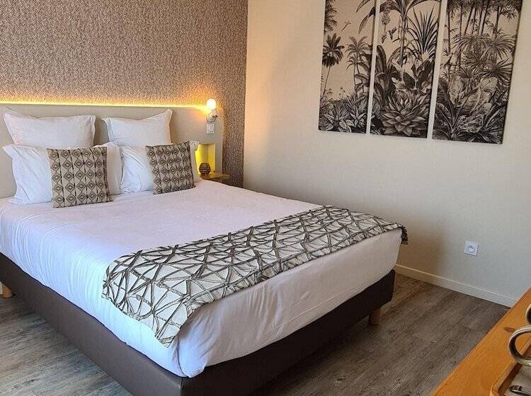 Номер Deluxe, Le C Boutique Hôtel