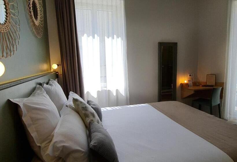 Номер Стандарт, Le C Boutique Hôtel