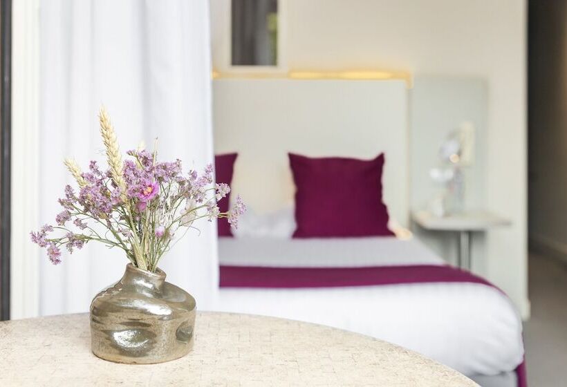Номер Superior с Террасой, Le Carré D Alethius Logis Hôtel Restaurant