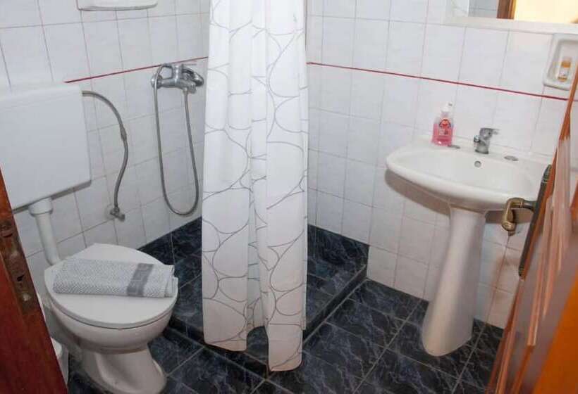 اتاق استاندارد چهار تخته, Soulis